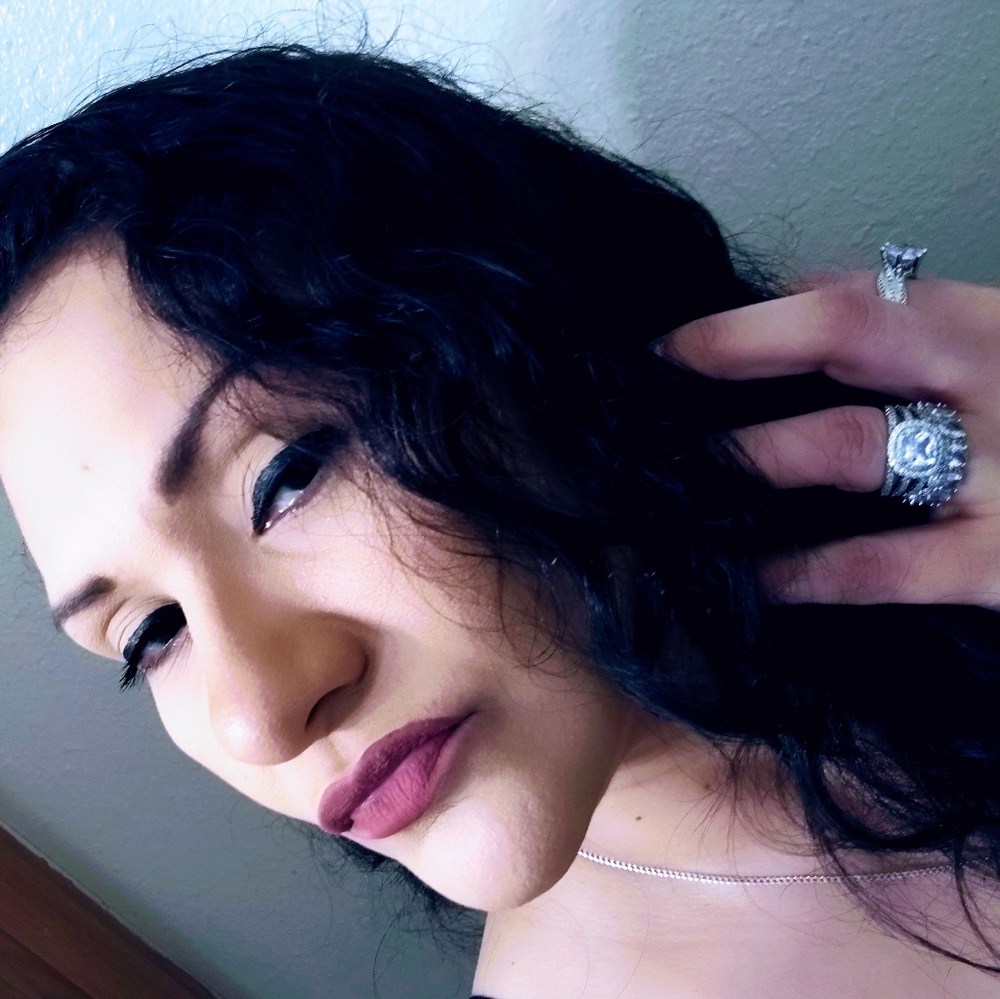 Meet your Posher, Tanya